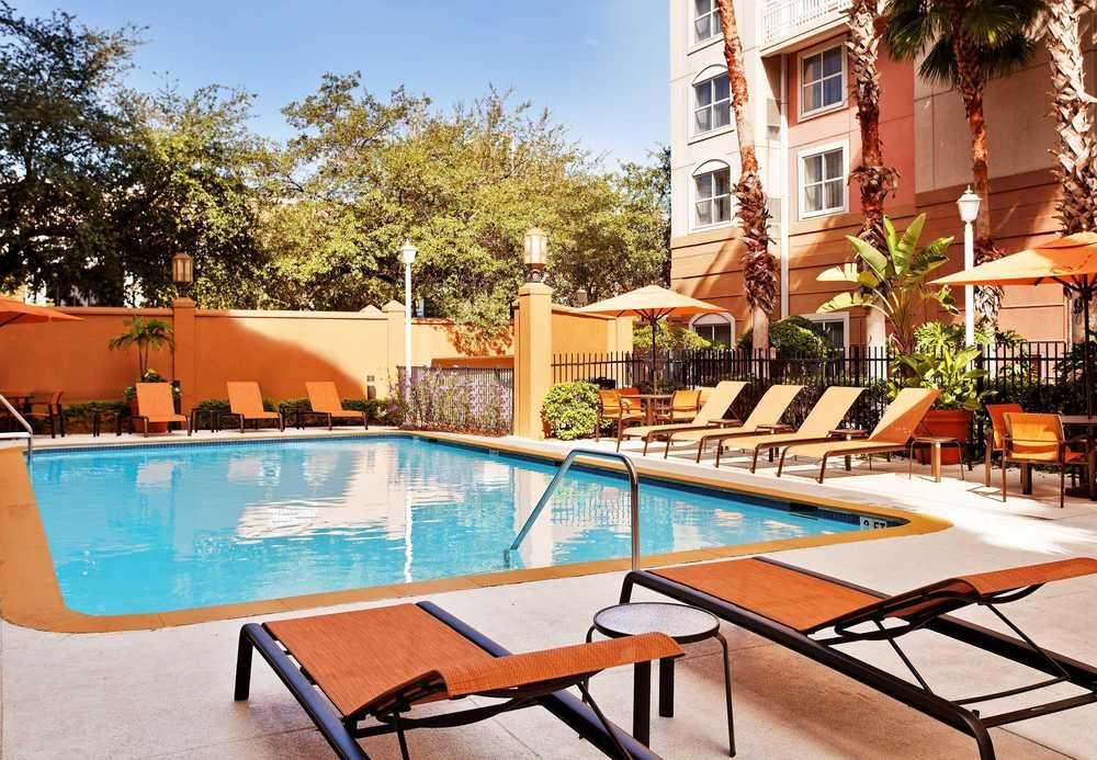 Courtyard Tampa Downtown Hotel Exterior foto